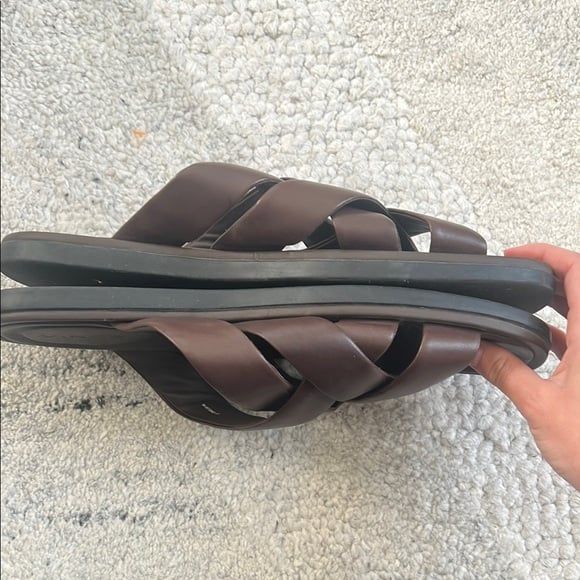 Vince Brown Leather Sandals - Picture 6 of 9